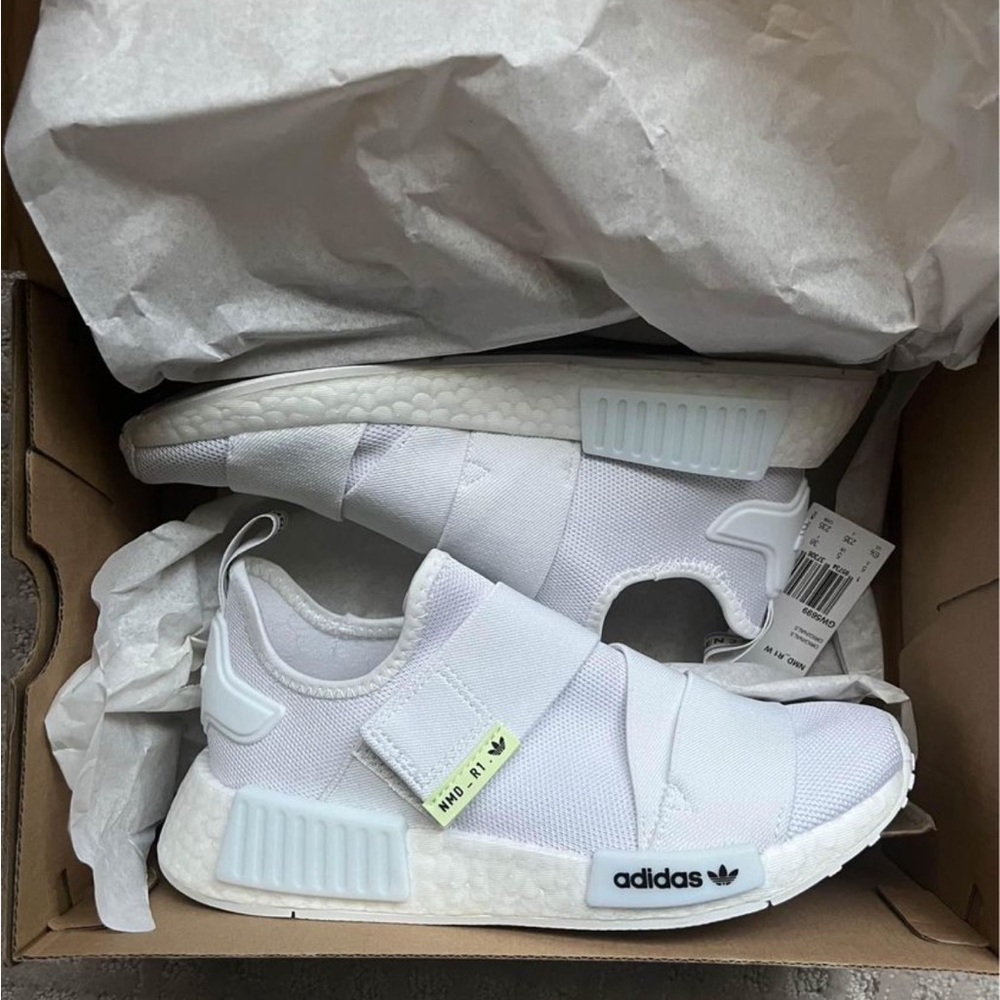 BNIB Women’s Adidas NMD White Size 6.5
